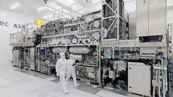 usine semi-conducteurs ASML